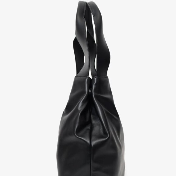 99% NEW MIU MIU AUTHENTIC BIG BLACK LEATHER BAG - Picture 4 of 11